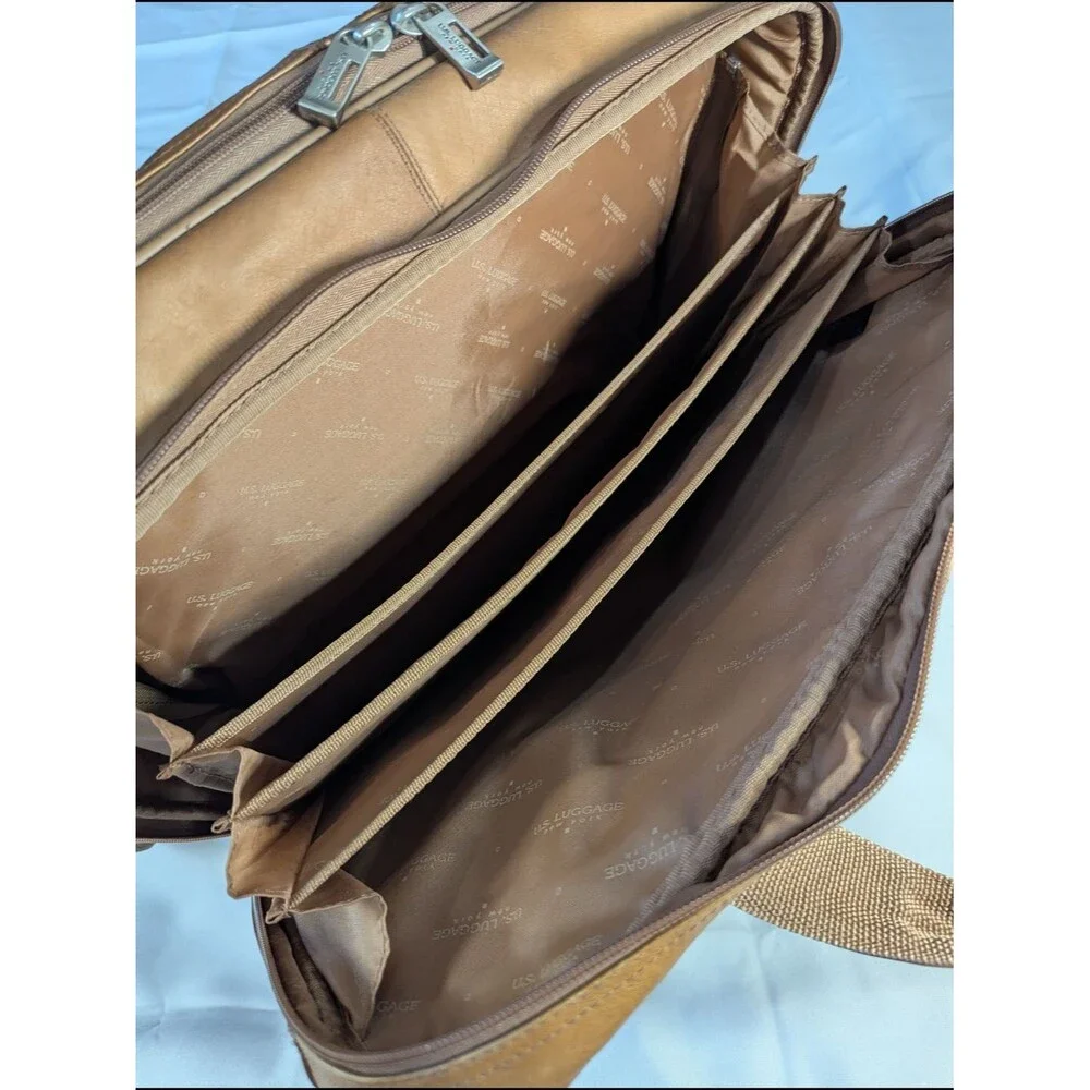 US Luggage New York Tan Leather Rolling Briefcase Wheeled Laptop Bag